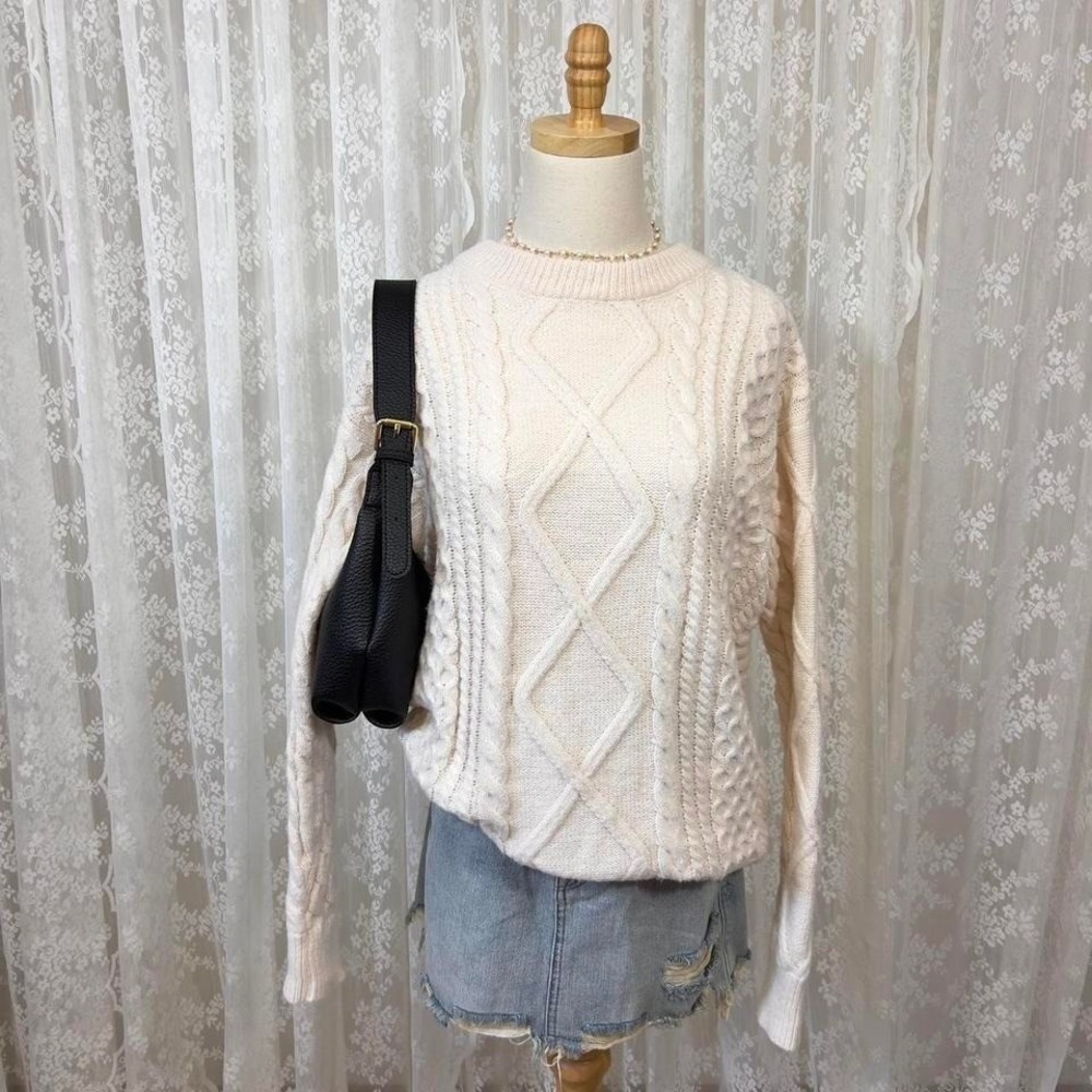 Aelfric Eden Cream Cable Knit Sweater Women M Knit Pullover Oversized‎ 90s Style